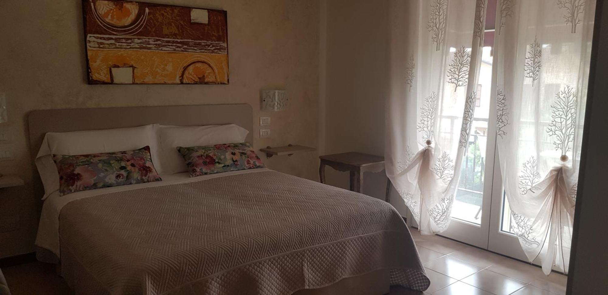 Hotel Margherita Meuble Sirmione Cameră foto
