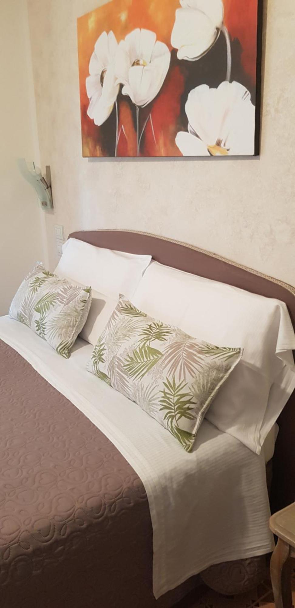 Hotel Margherita Meuble Sirmione Cameră foto